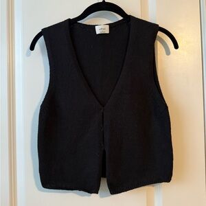 Aritizia Basque Sweater Vest by Wilfred